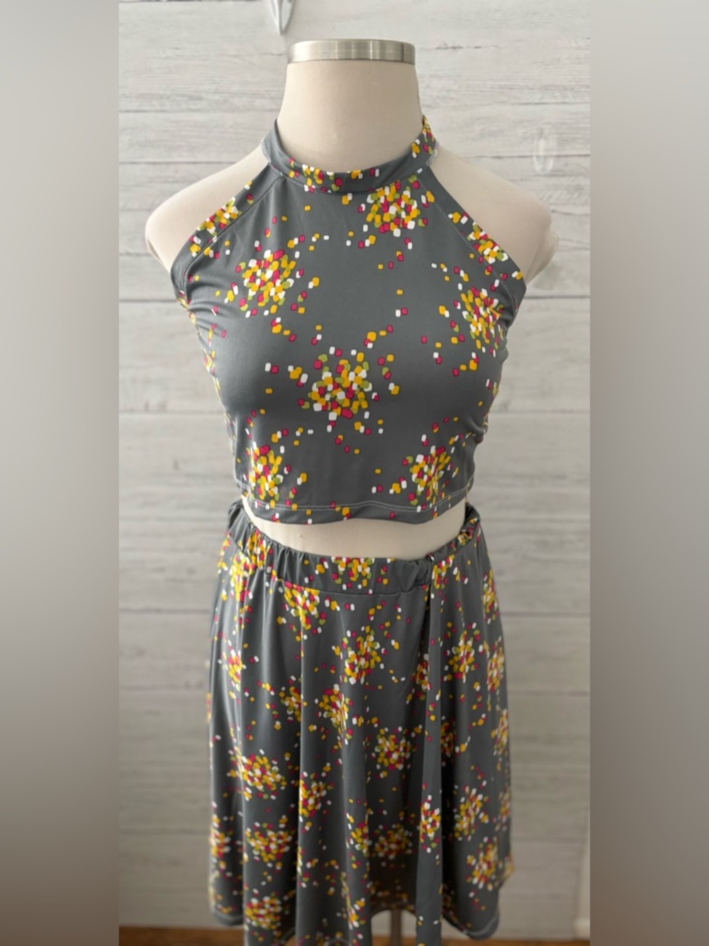 REBDOLLS 2-Piece Skirt and Halter Set Women's Size 1X - Picture 4 of 12